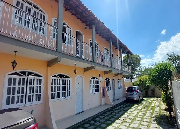 Otimo Apto De Quarto, Sala, Cozinha E Banheiro Em Cabo Frio - Caucao Garantia 200,00 - Acomoda Ate 6 Pessoas Confortavelmente Em Camas - Wifi Na Area Externa No Condominio